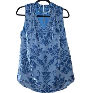 White House Black Market Sleeveless Blouse Size 8 Blue Velvet Burnout Damask